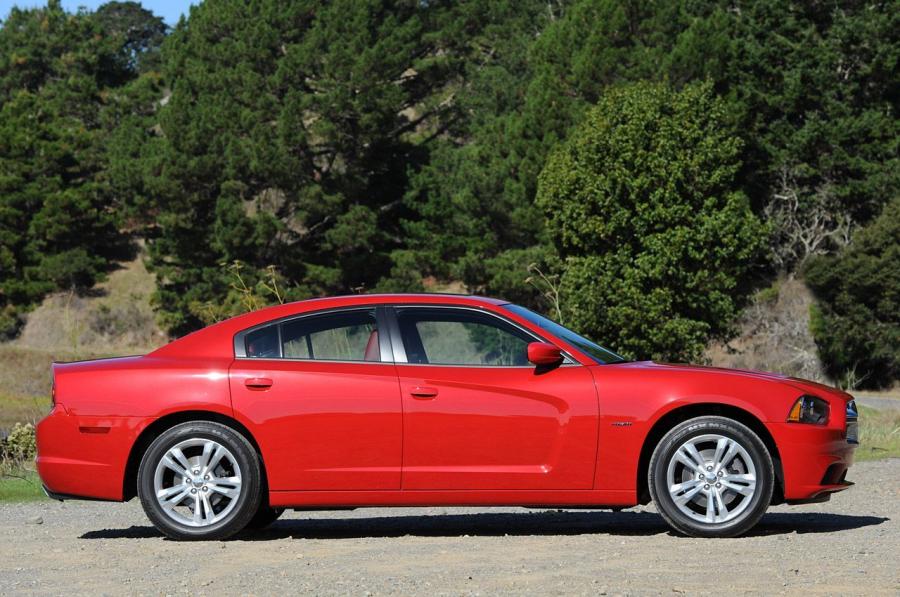  Dodge Charger 2011 года  (фото 11 из 87)